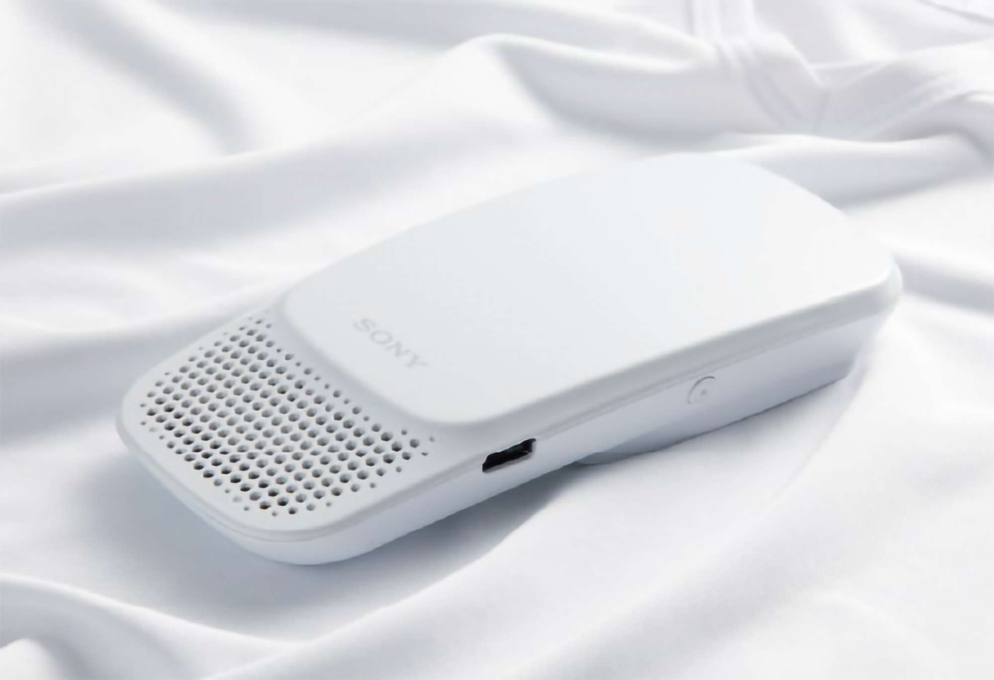 『REON POCKET』 初号機